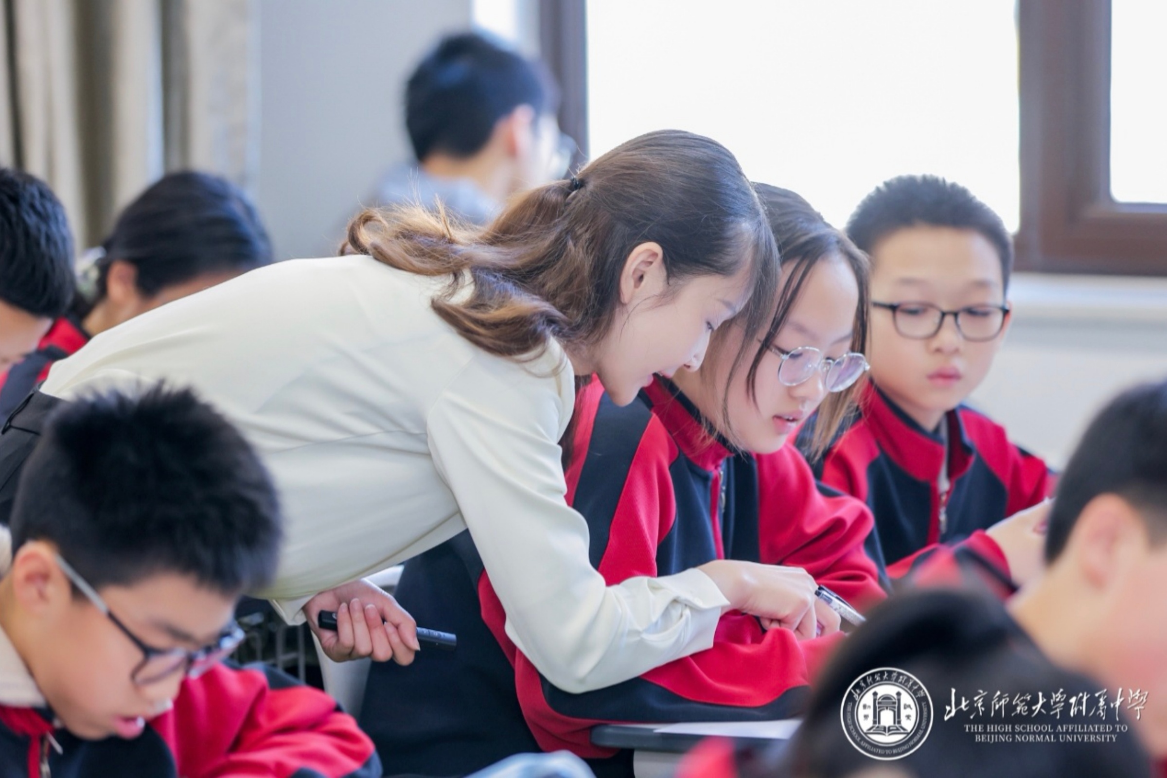 20251105635196.jpg 8d73ac207fb3983971ffefa1d7386629.jpg