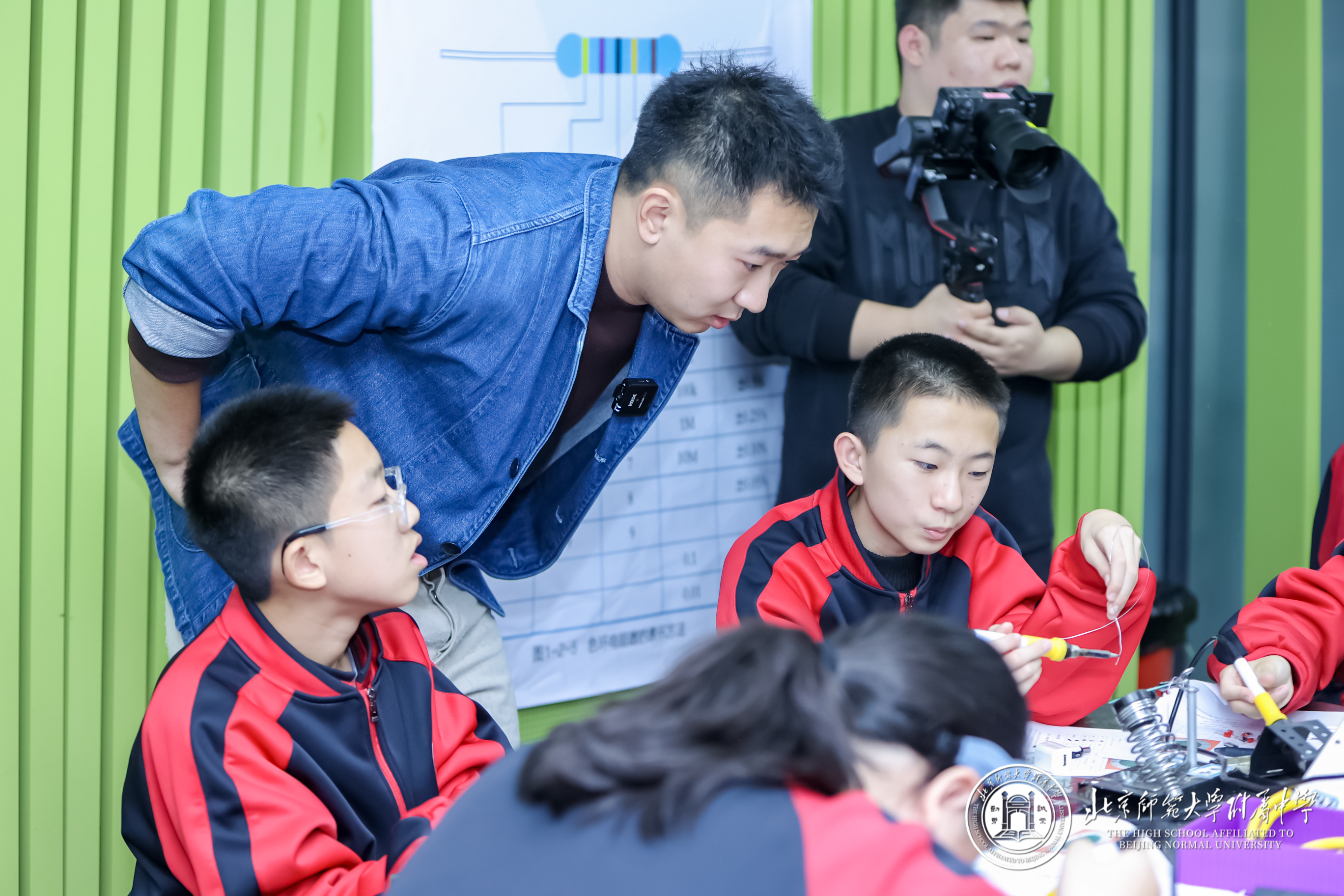 20251110636256.jpg QIAN7212.jpg